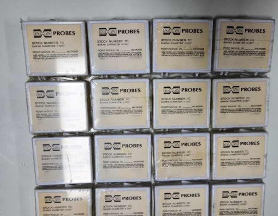フォト（写真） 使用される VARIOUS Lot of Probe Tips 販売のために