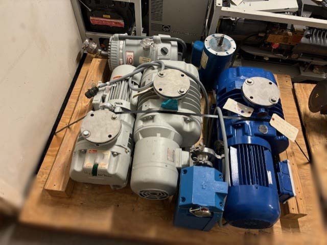 Photo Used VARIOUS Lot of pumps and controllers For Sale