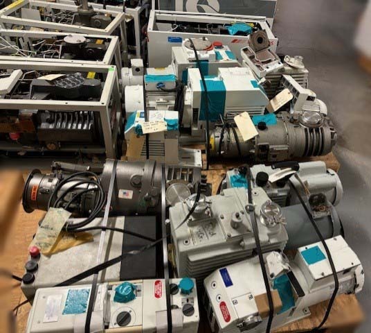 Photo Used VARIOUS Lot of pumps and controllers For Sale