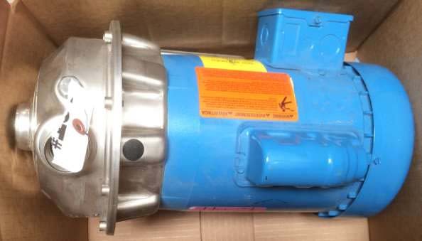 Photo Used VARIOUS Lot of pumps / Motors For Sale