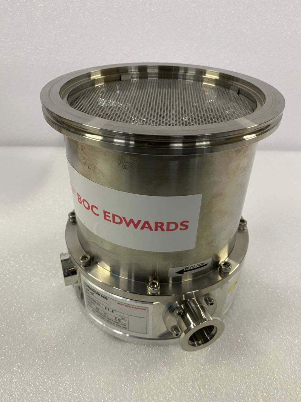 フォト（写真） 使用される EDWARDS Lot of pumps 販売のために