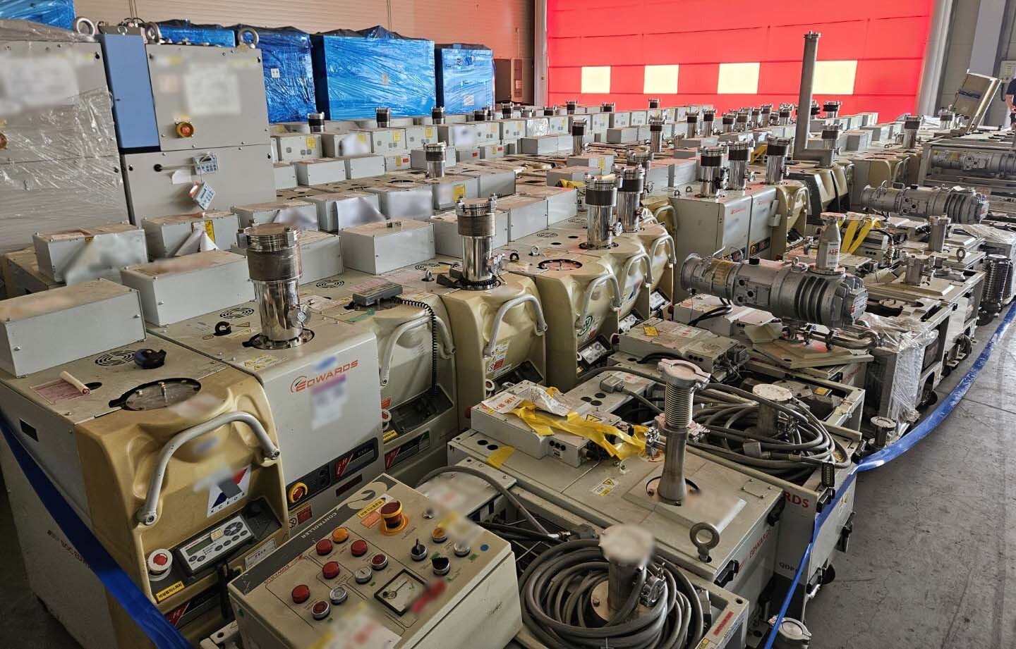 사진 사용됨 VARIOUS Lot of pumps 판매용