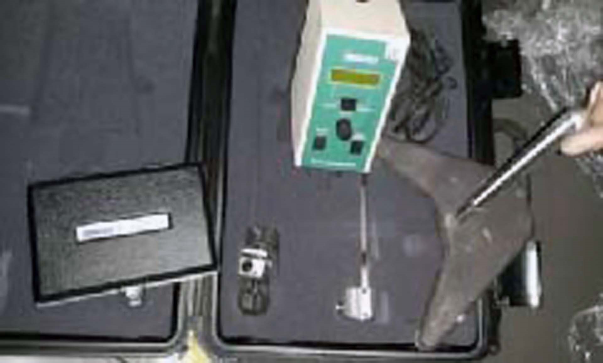 Photo Used VARIOUS Lot of eqipment For Sale