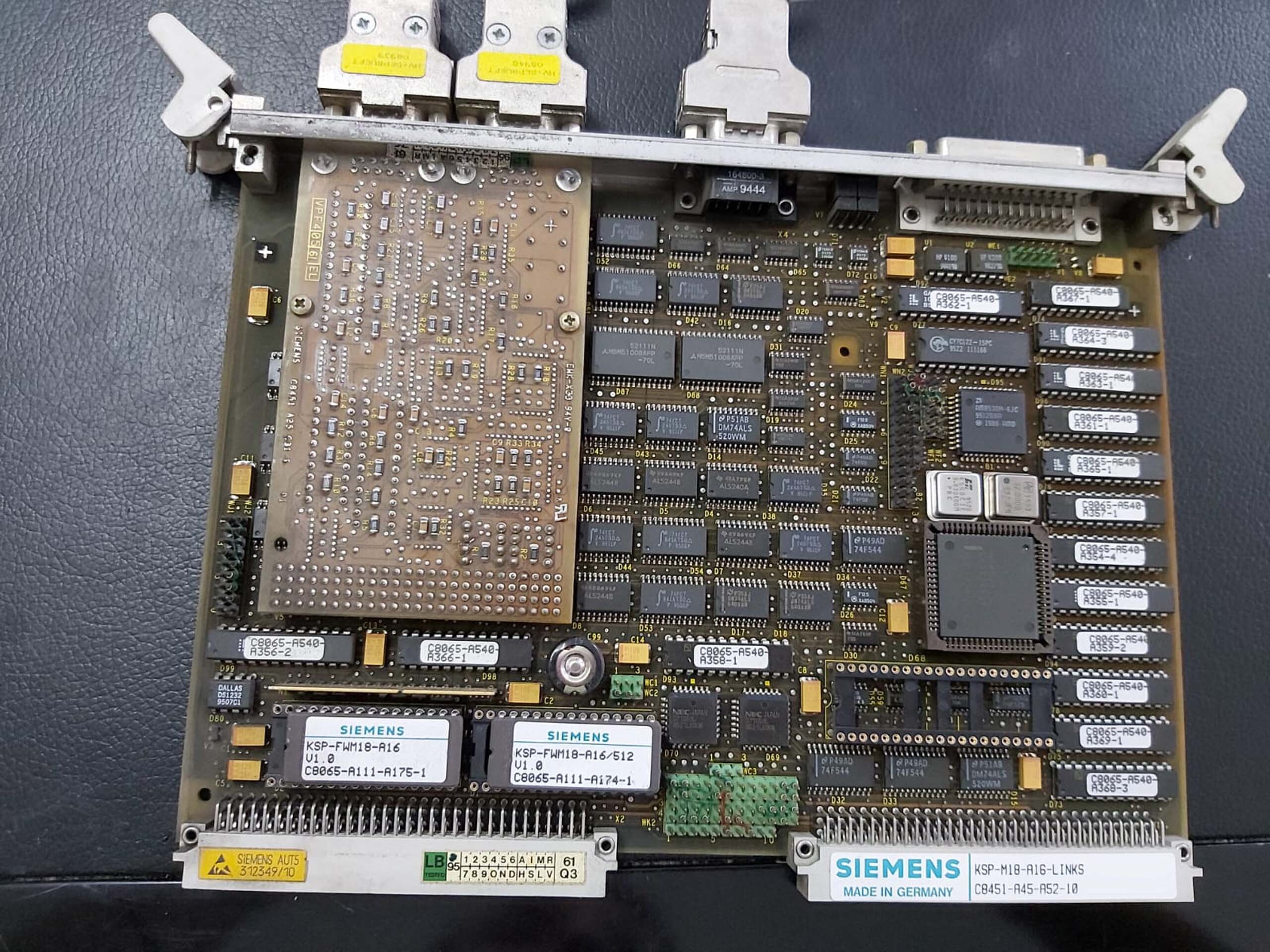 Photo Utilisé SIEMENS Spare parts for Siplace 80 S20 / Siplace 80 F4 FS / Siplace 80 G2 FS 06 À vendre