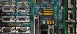 圖為 已使用的 VARIOUS Lot of spare parts 待售