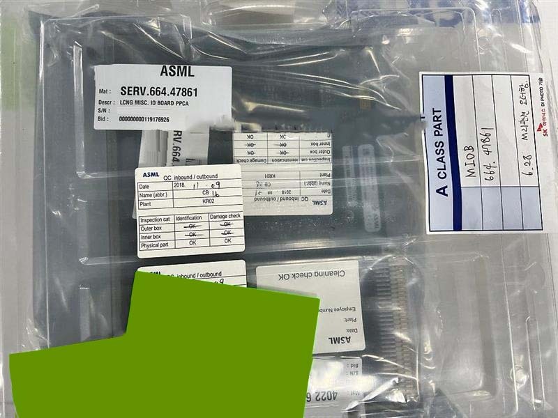 Photo Used VARIOUS Lot of spare parts For Sale