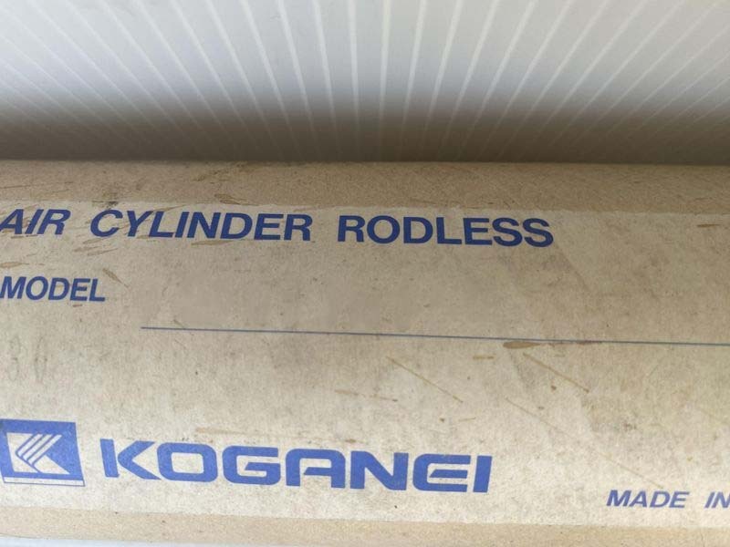 Photo Used VARIOUS Lot of spare parts For Sale
