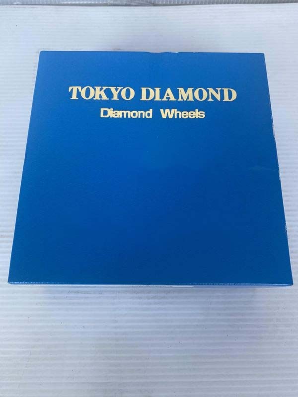 Photo Used VARIOUS Lot of spare parts For Sale