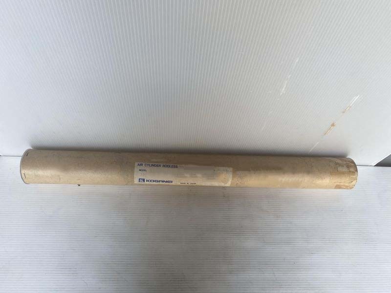 Photo Used VARIOUS Lot of spare parts For Sale