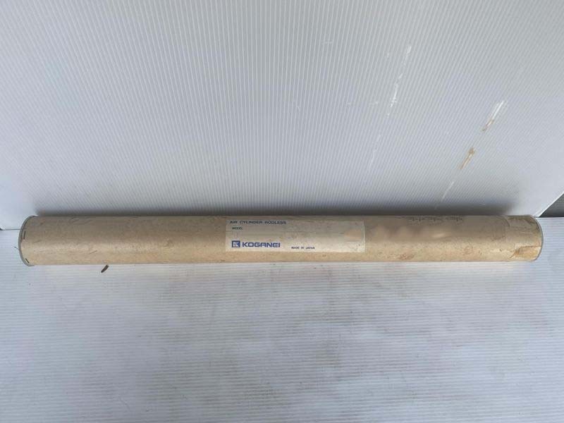 Photo Used VARIOUS Lot of spare parts For Sale