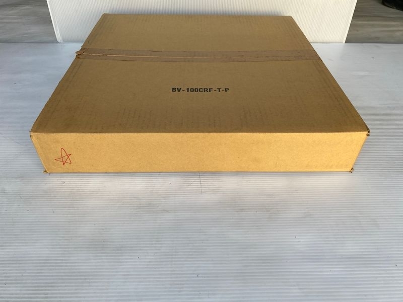 Photo Utilisé VARIOUS Lot of spare parts À vendre