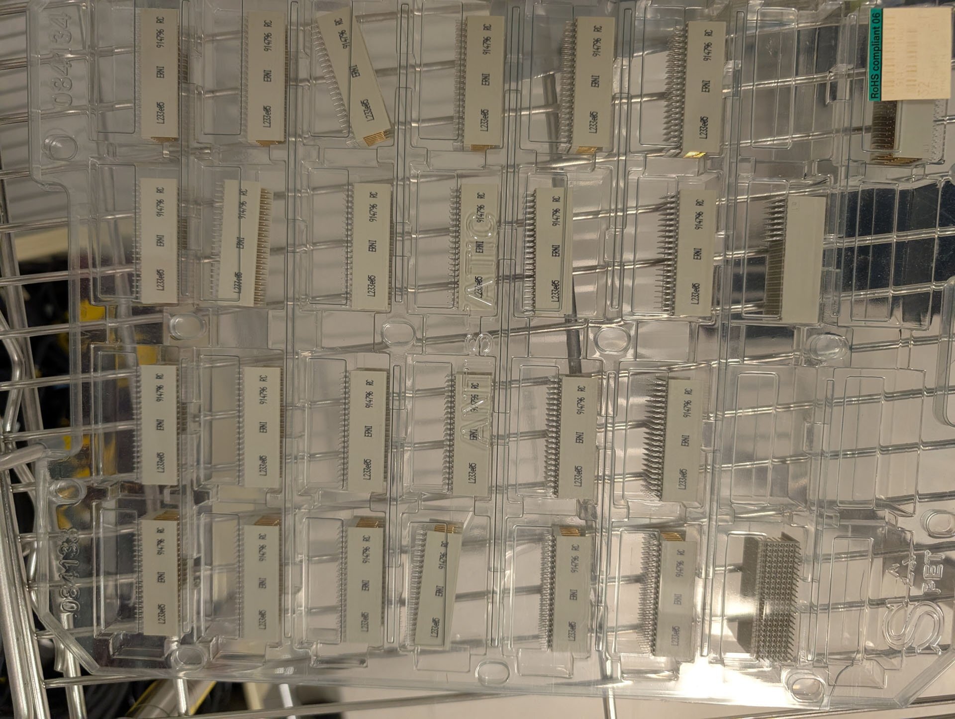 圖為 已使用的 VARIOUS Lot of spare parts 待售