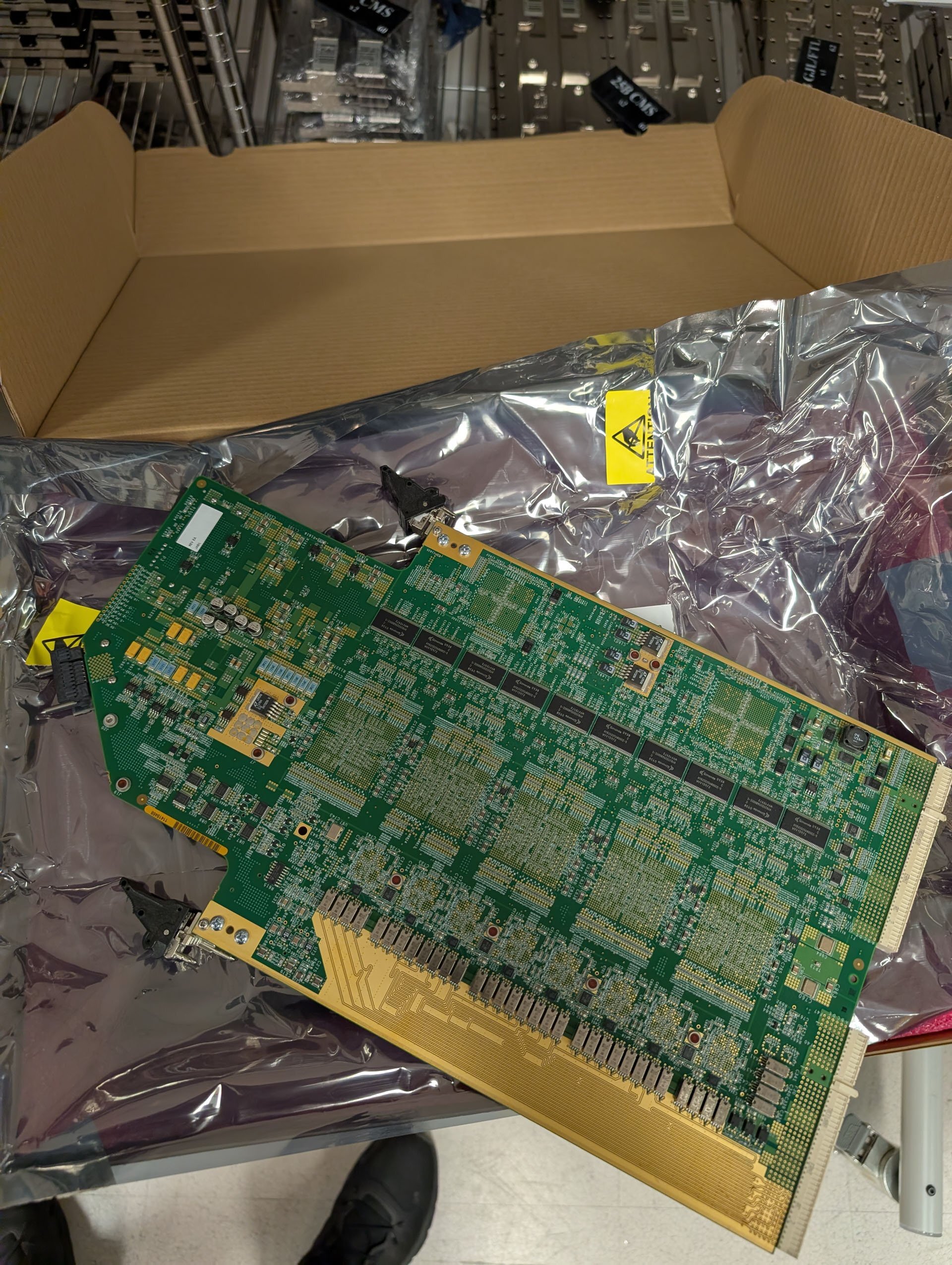 圖為 已使用的 VARIOUS Lot of spare parts 待售