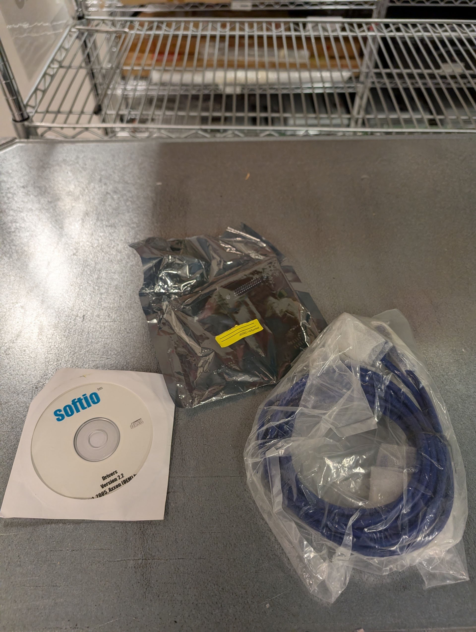 圖為 已使用的 VARIOUS Lot of spare parts 待售