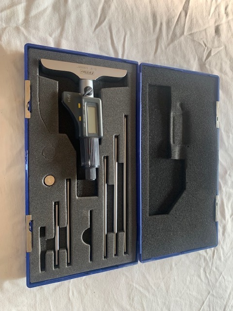 图为 已使用的 VARIOUS Lot of supplies 待售