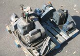 Foto Verwendet VARIOUS Lot of vacuum pumps Zum Verkauf