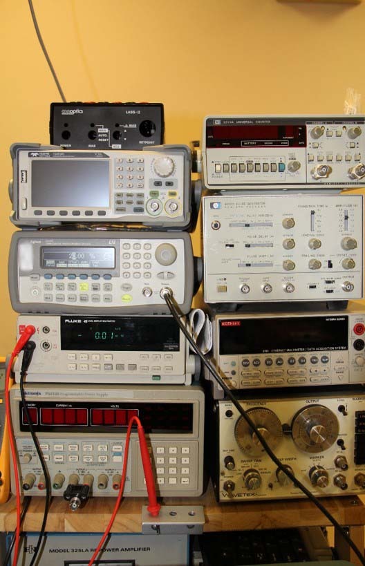 사진 사용됨 VARIOUS Lot of test equipment 판매용