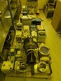 フォト（写真） 使用される VARIOUS Vacuum pumps 販売のために