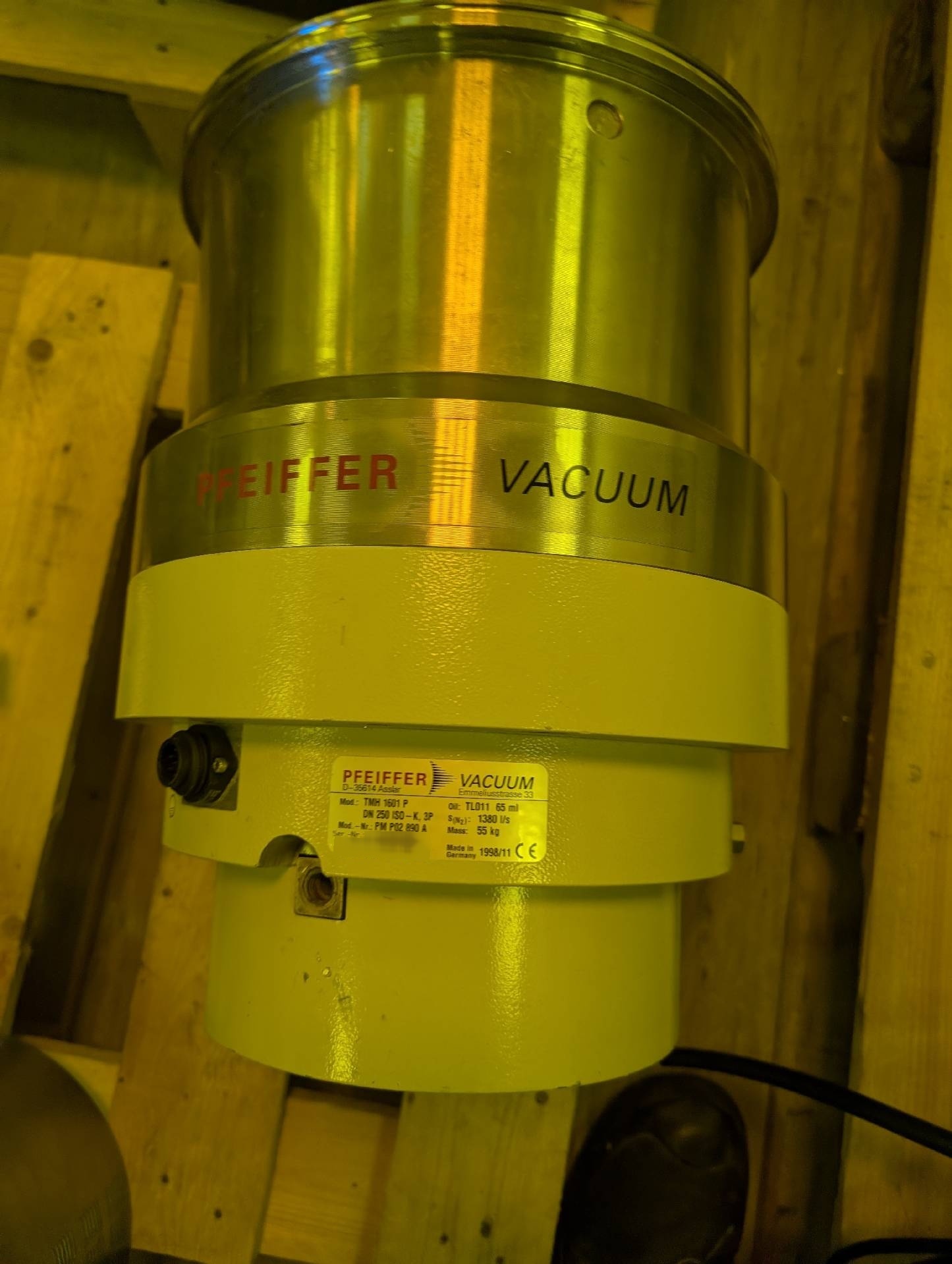 フォト（写真） 使用される VARIOUS Vacuum pumps 販売のために