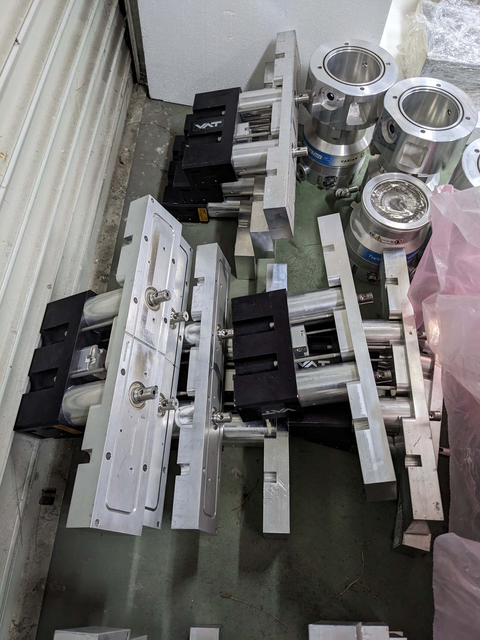 Photo Used VAT Lot of pumps For Sale