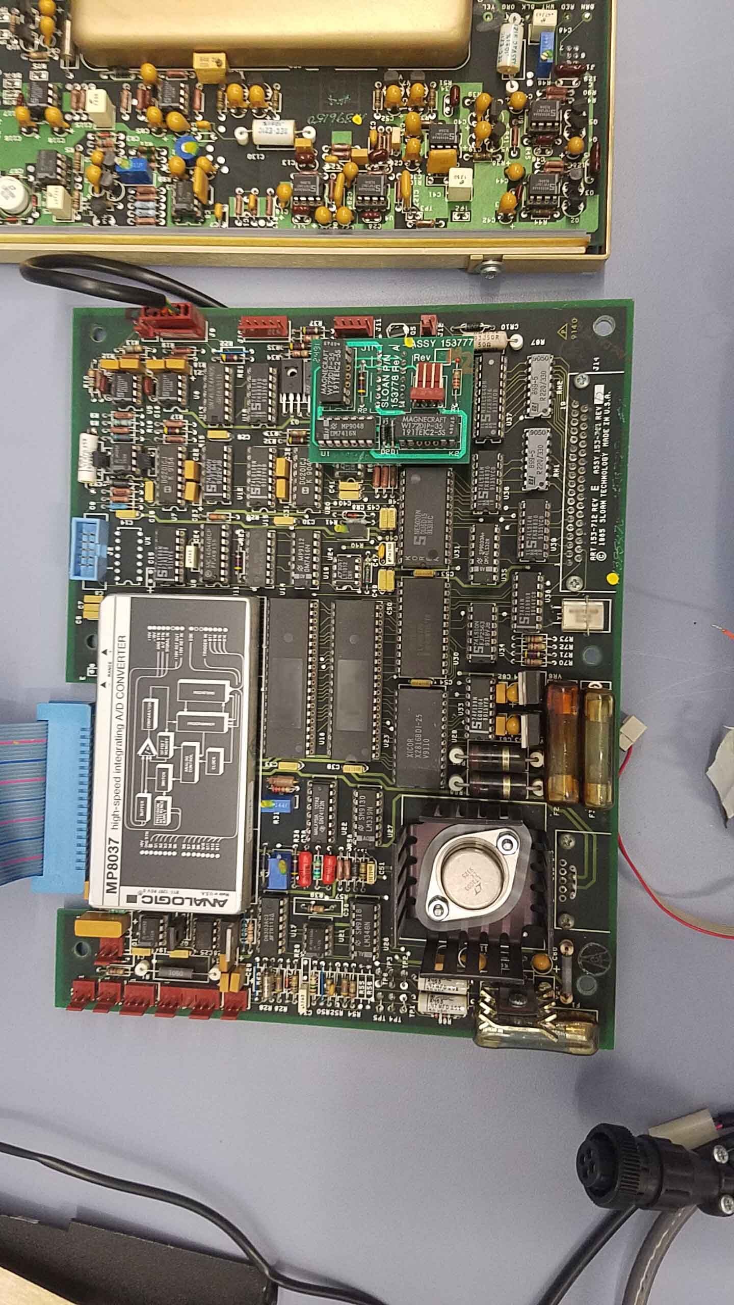 사진 사용됨 VEECO / DEKTAK Spare parts for 3030 판매용