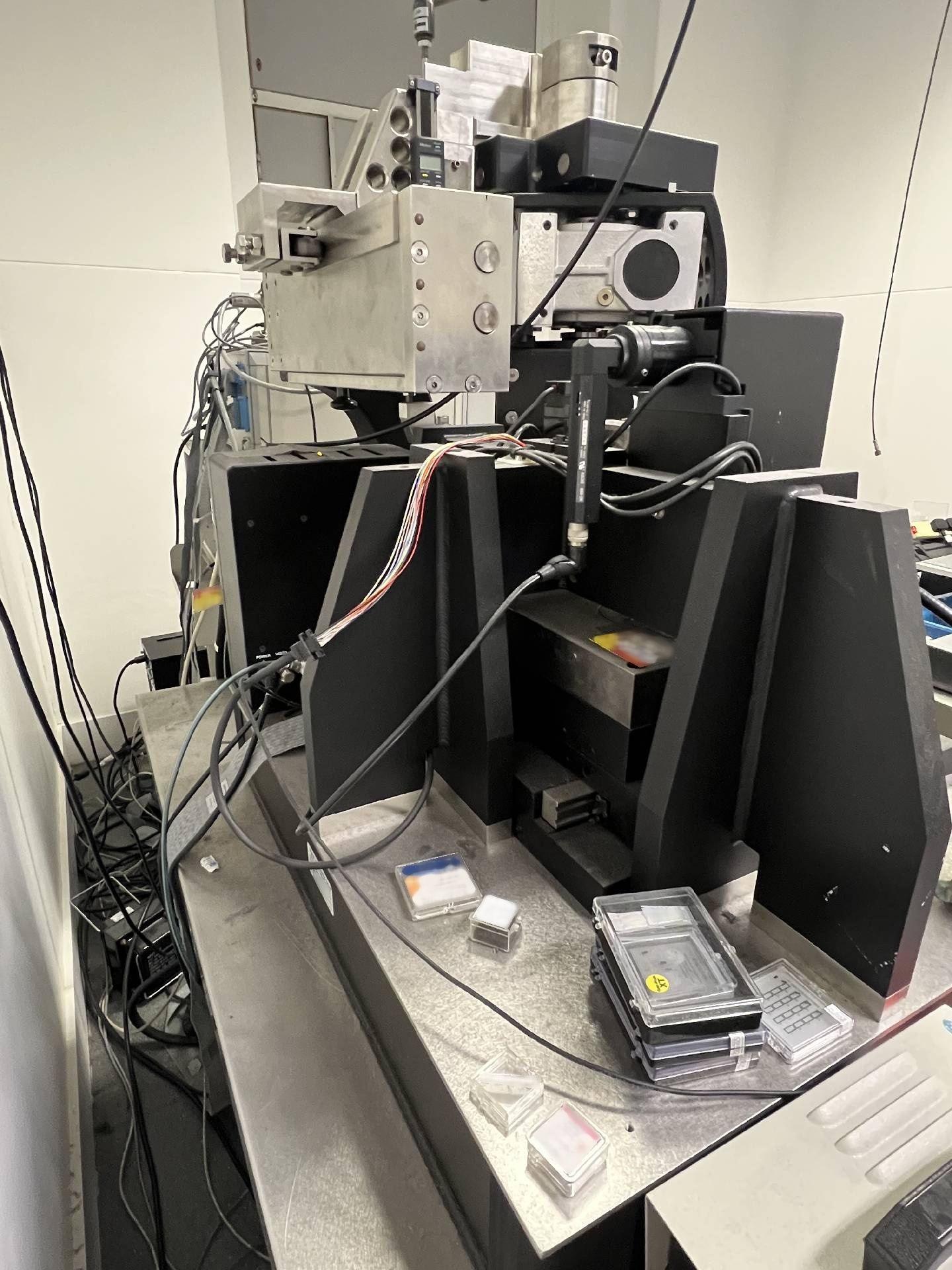 Foto Verwendet VEECO / DIGITAL INSTRUMENTS Dimension 5000C Zum Verkauf