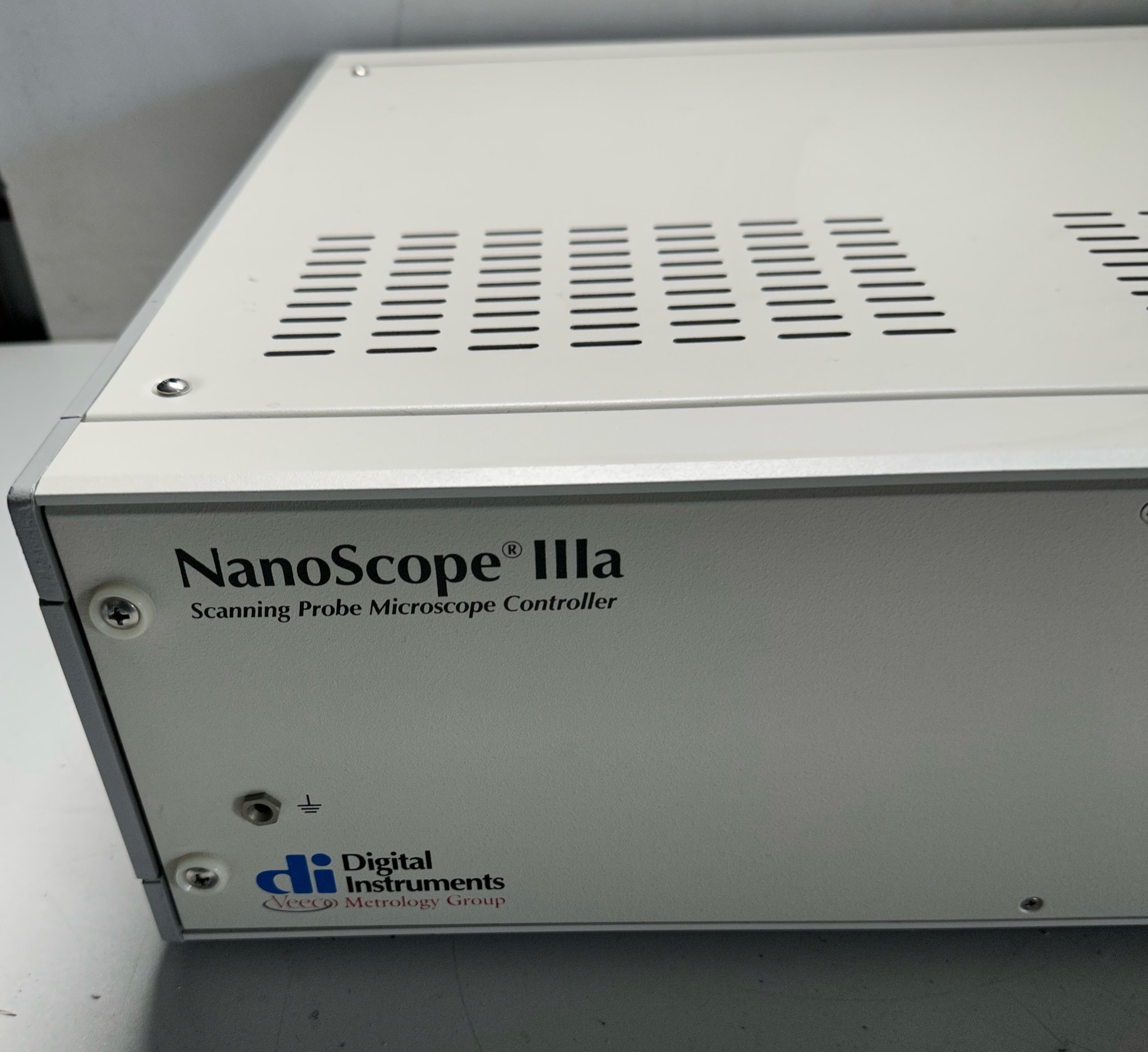 Photo Used VEECO / DIGITAL INSTRUMENTS Nanoscope IV For Sale