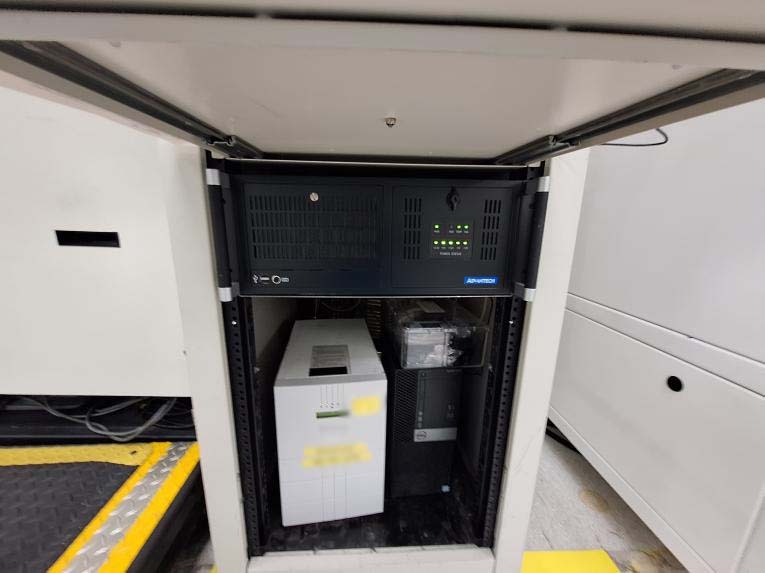 사진 사용됨 VEECO / EMCORE E400 판매용