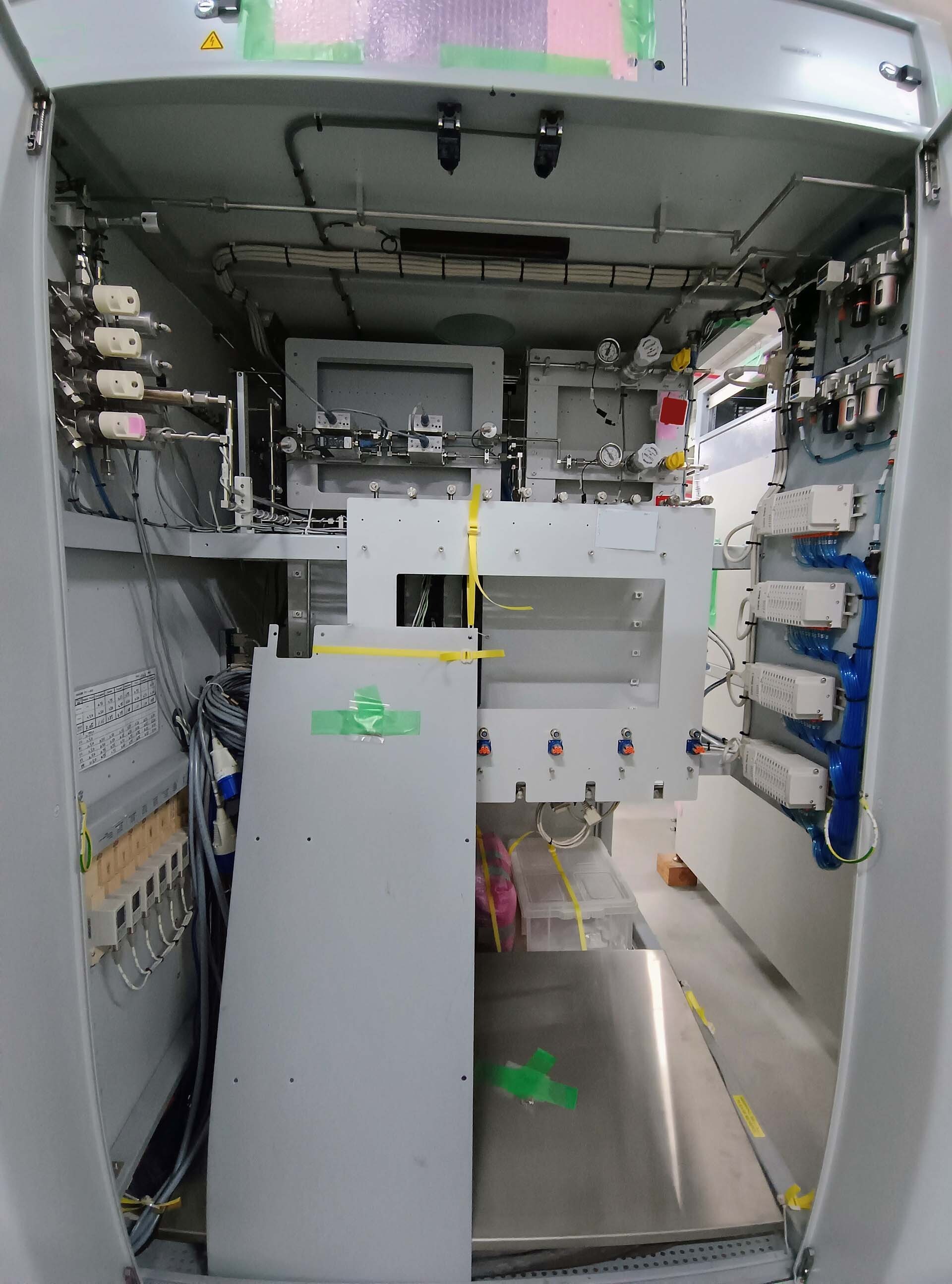 图为 已使用的 VEECO / EMCORE K465 待售