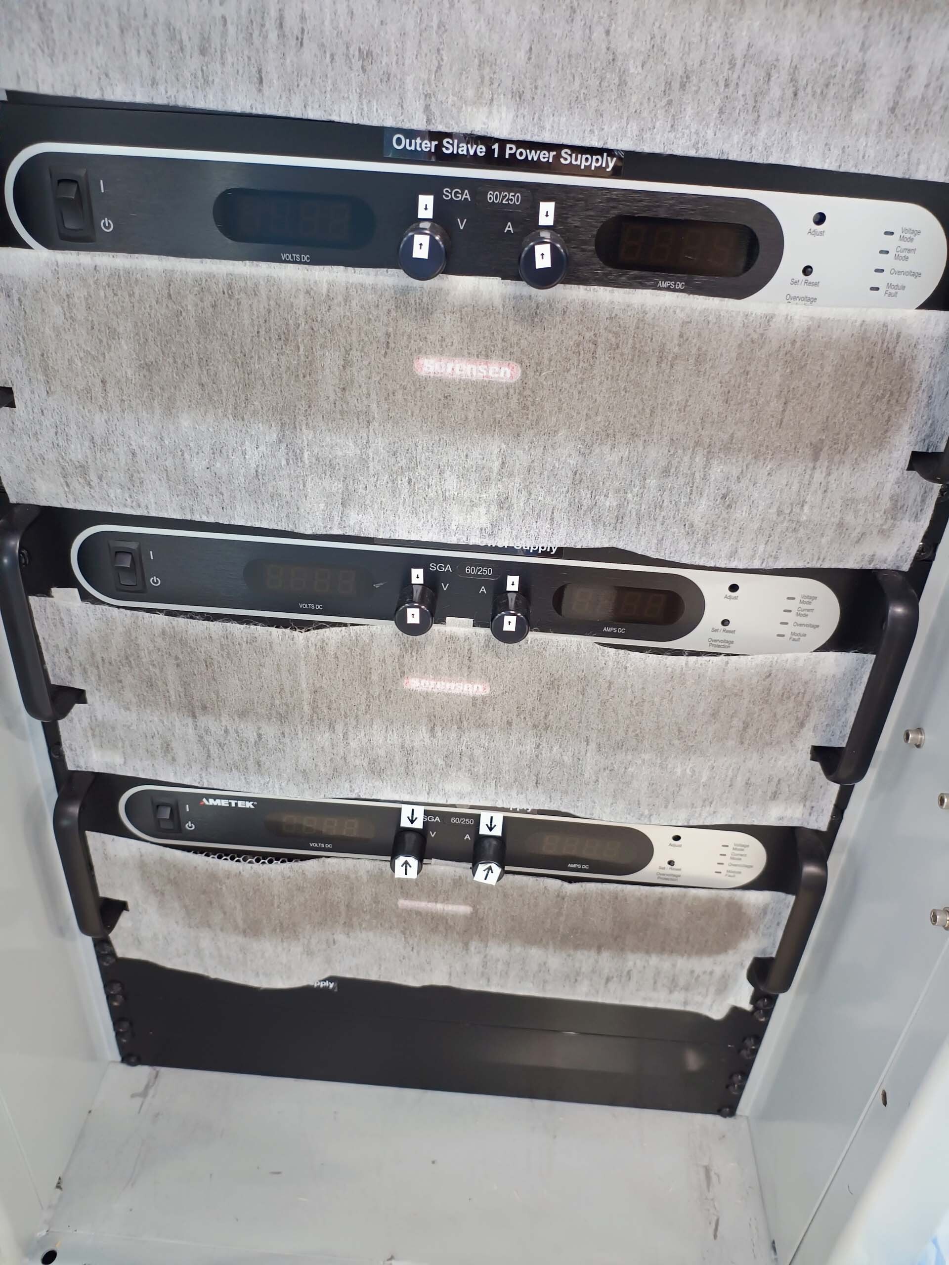 图为 已使用的 VEECO / EMCORE K465 待售