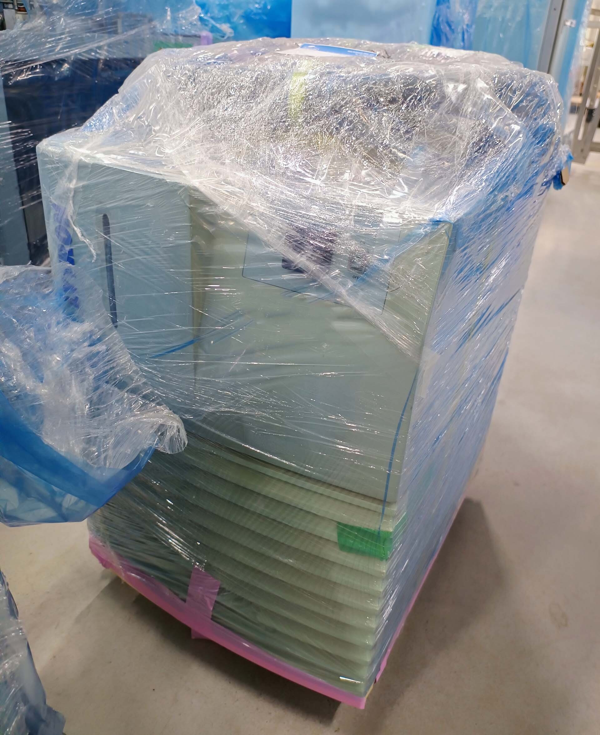 图为 已使用的 VEECO / EMCORE K465 待售