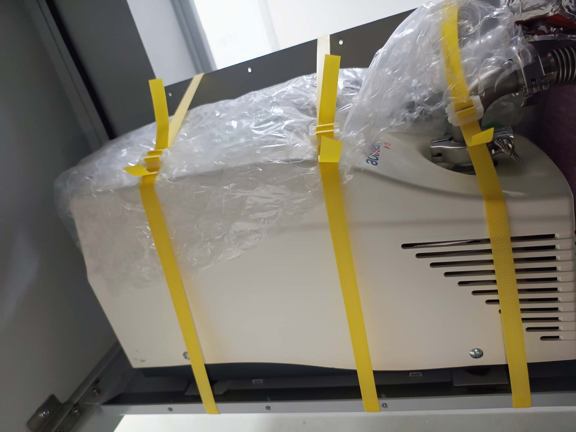 Photo Used VEECO / EMCORE K465 For Sale