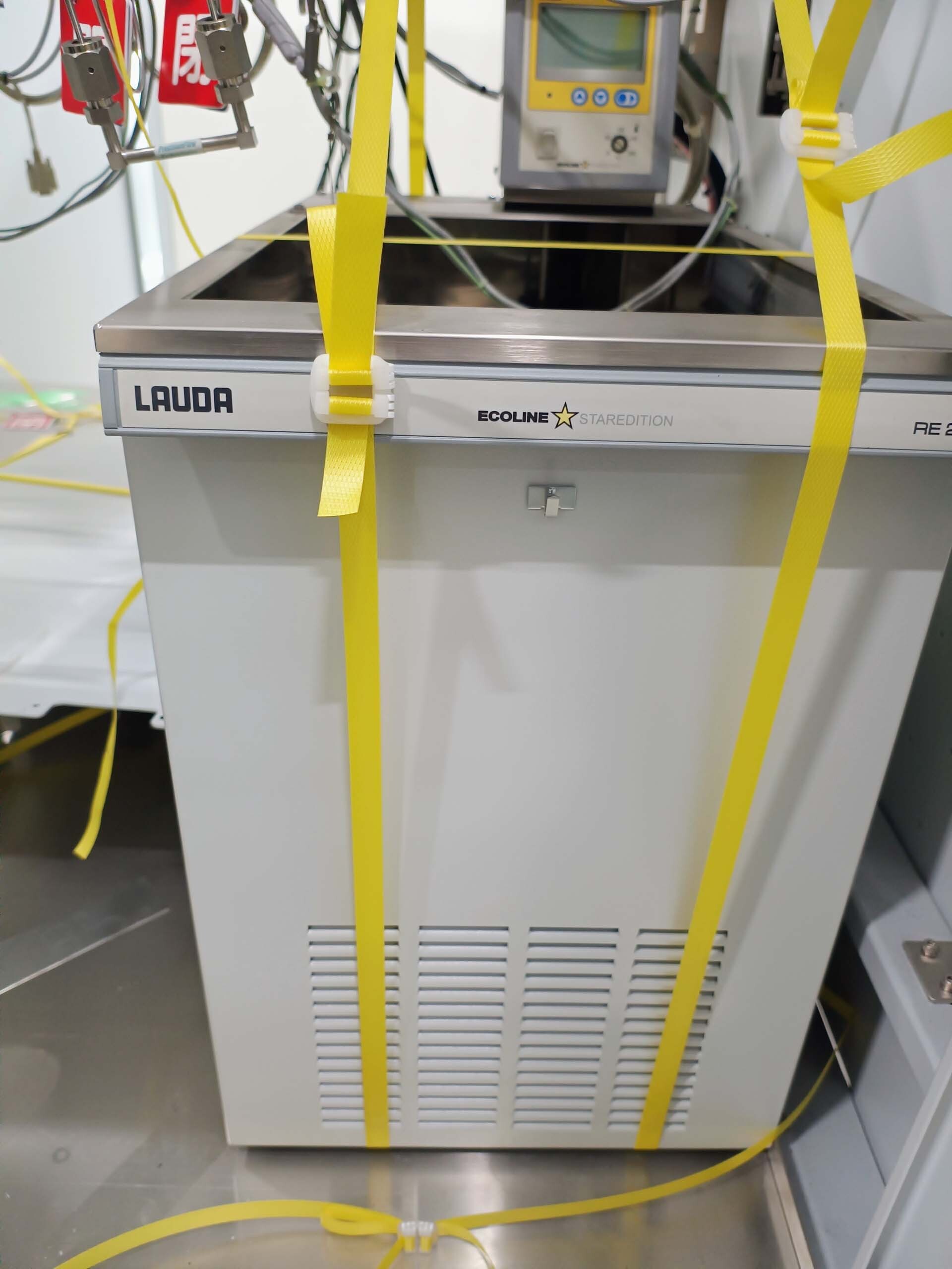 Photo Used VEECO / EMCORE K465 For Sale