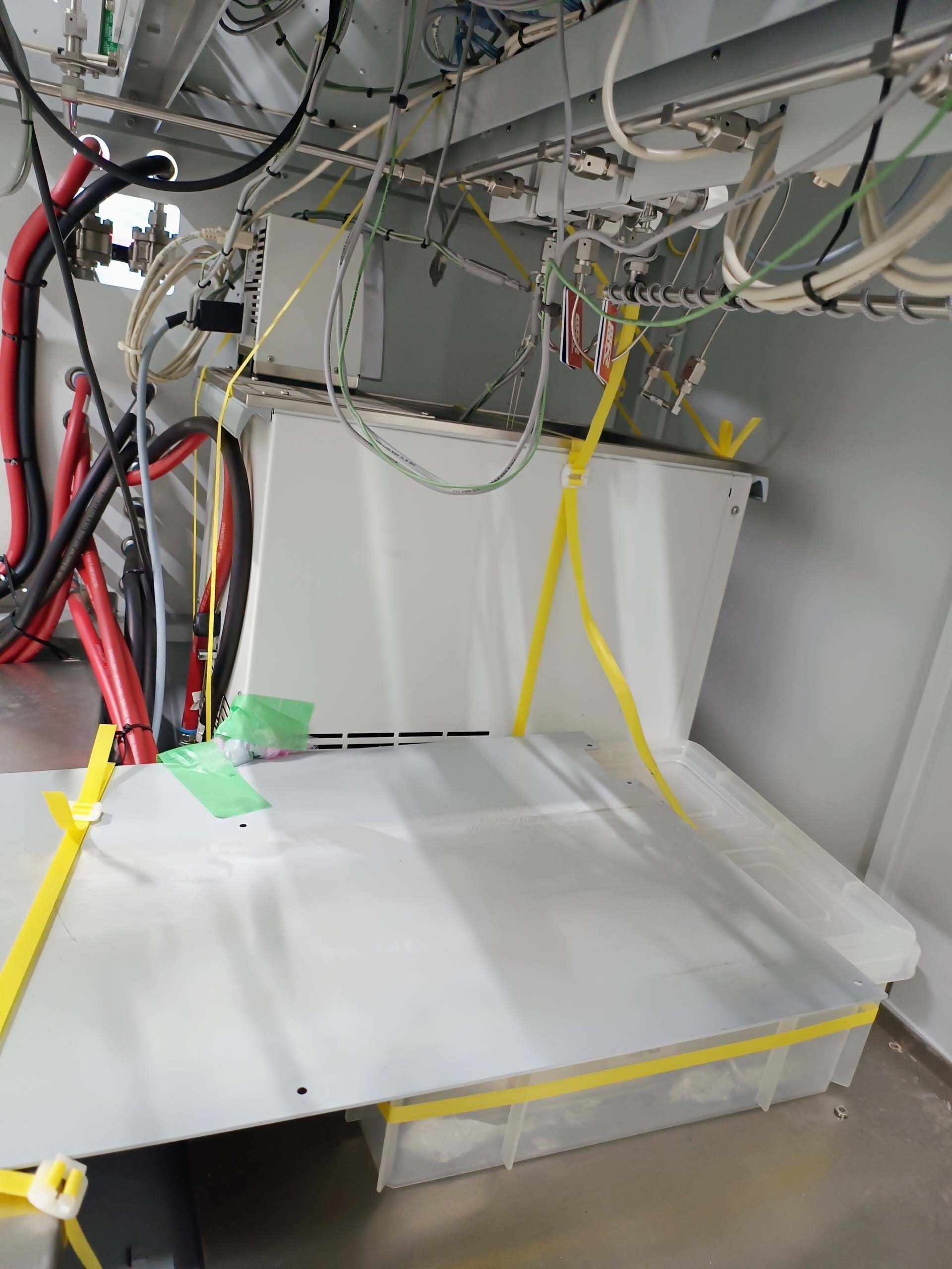 Photo Used VEECO / EMCORE K465 For Sale
