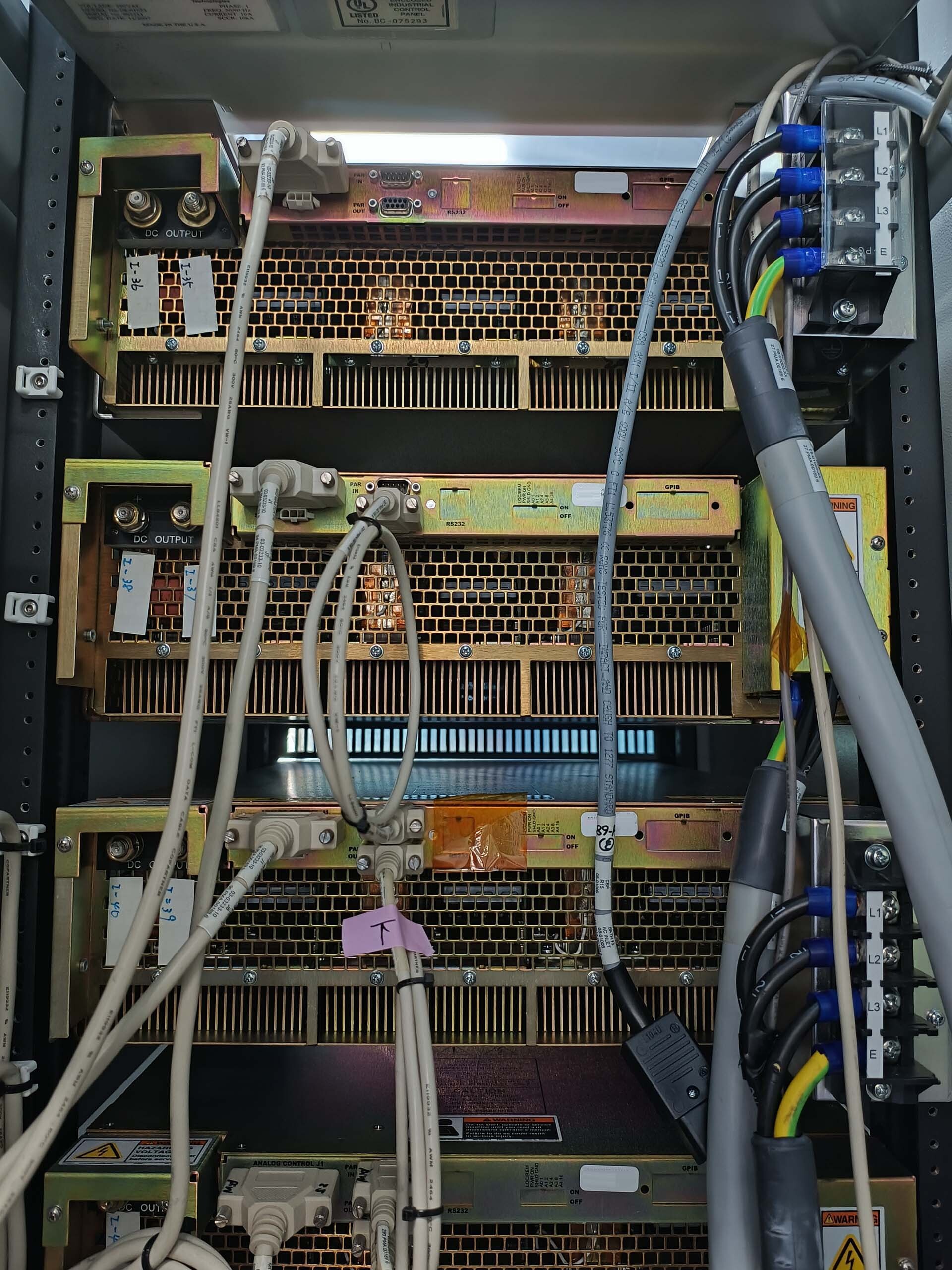 Photo Used VEECO / EMCORE K465 For Sale