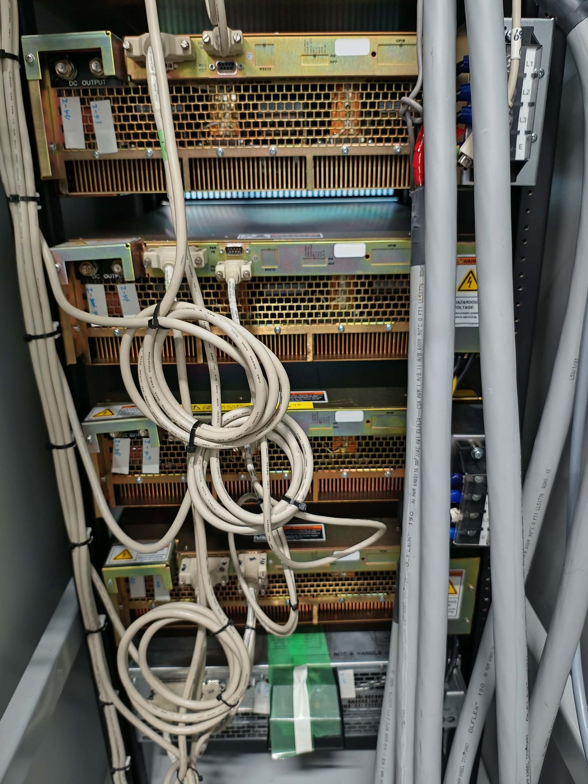 Photo Used VEECO / EMCORE K465 For Sale