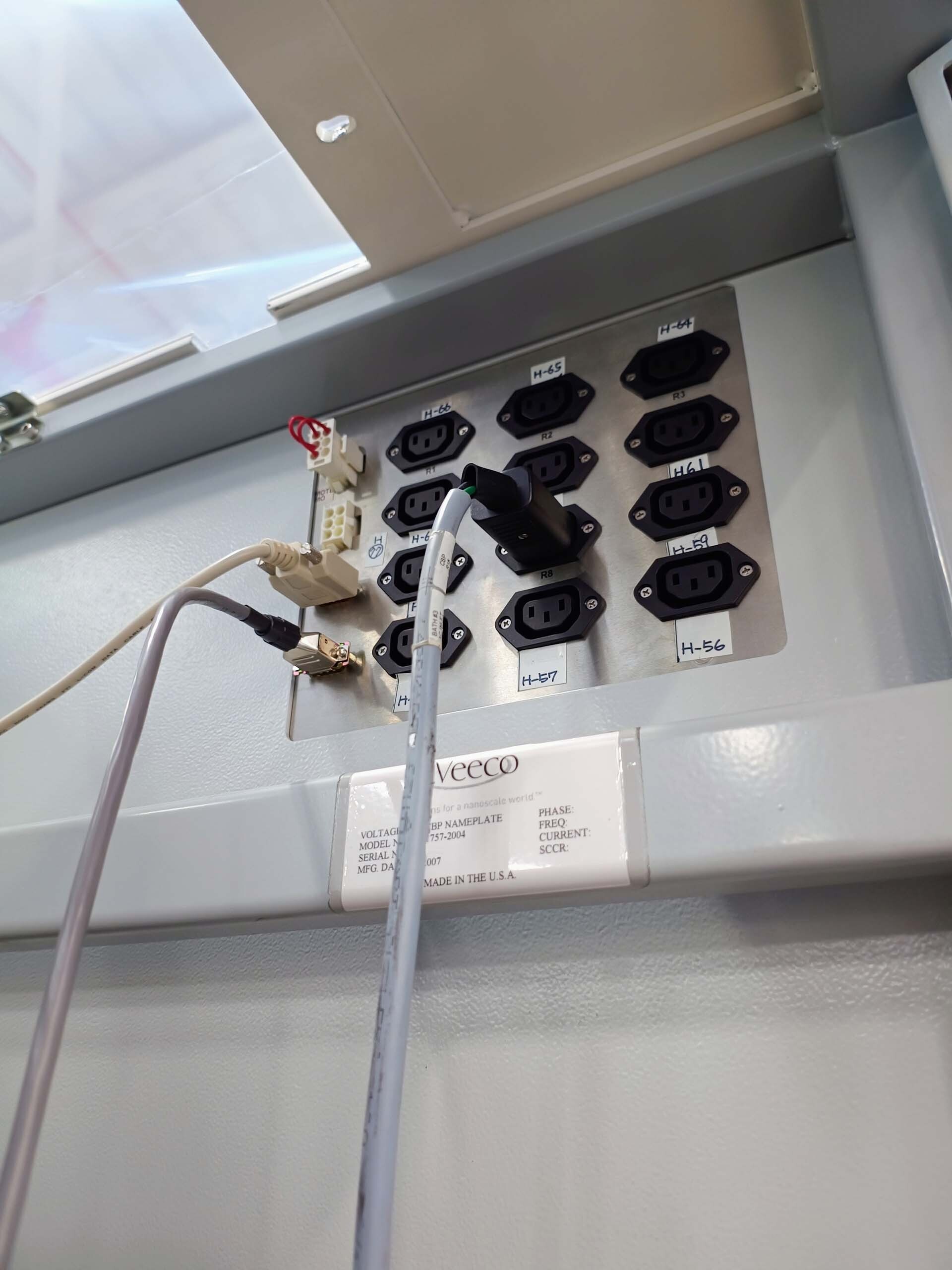Photo Used VEECO / EMCORE K465 For Sale