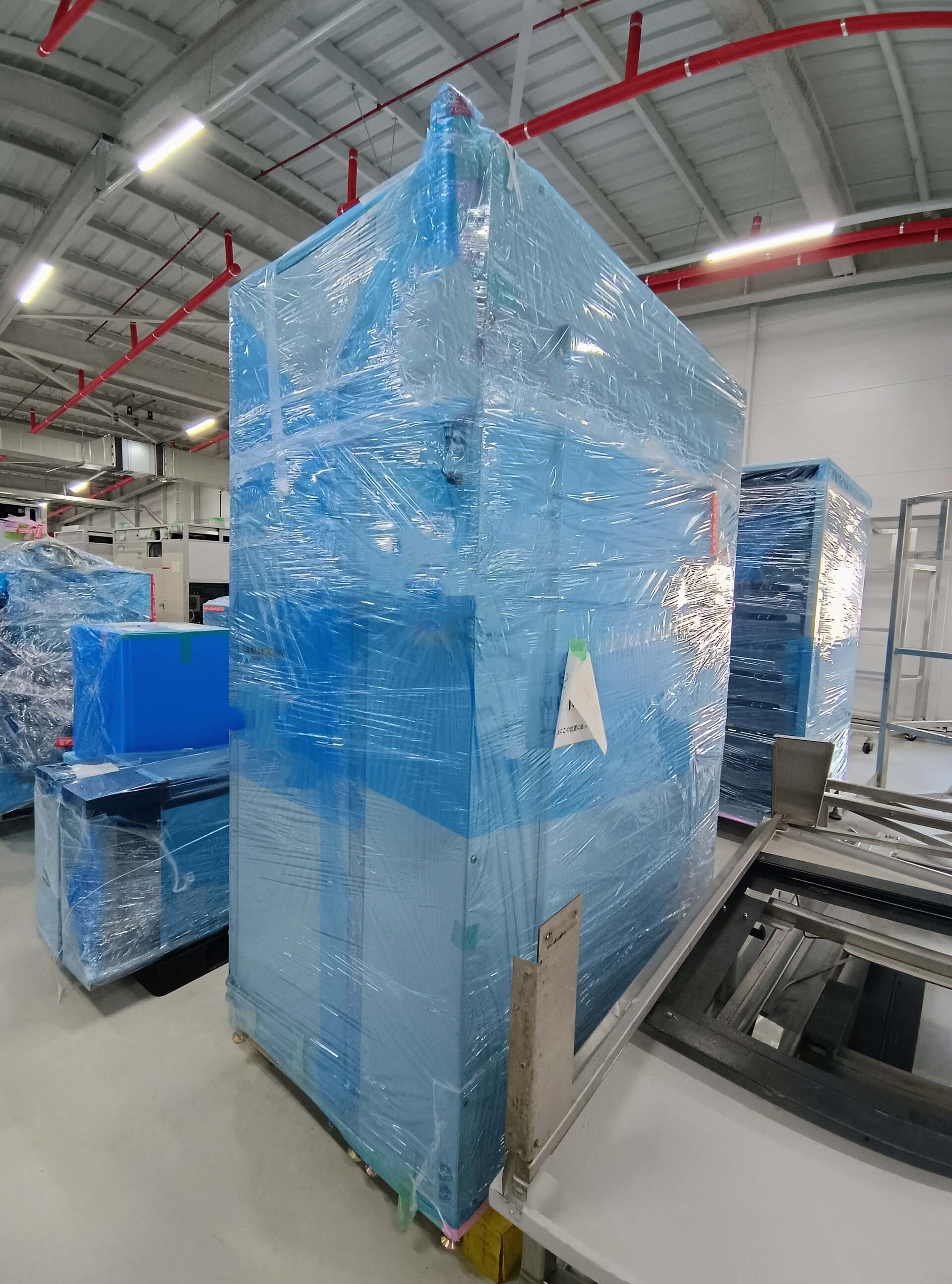Photo Used VEECO / EMCORE K465 For Sale