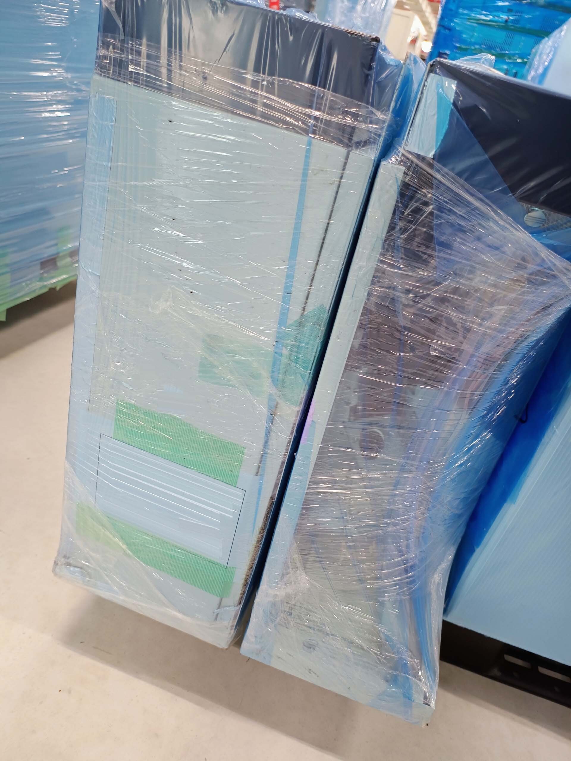 Photo Used VEECO / EMCORE K465 For Sale