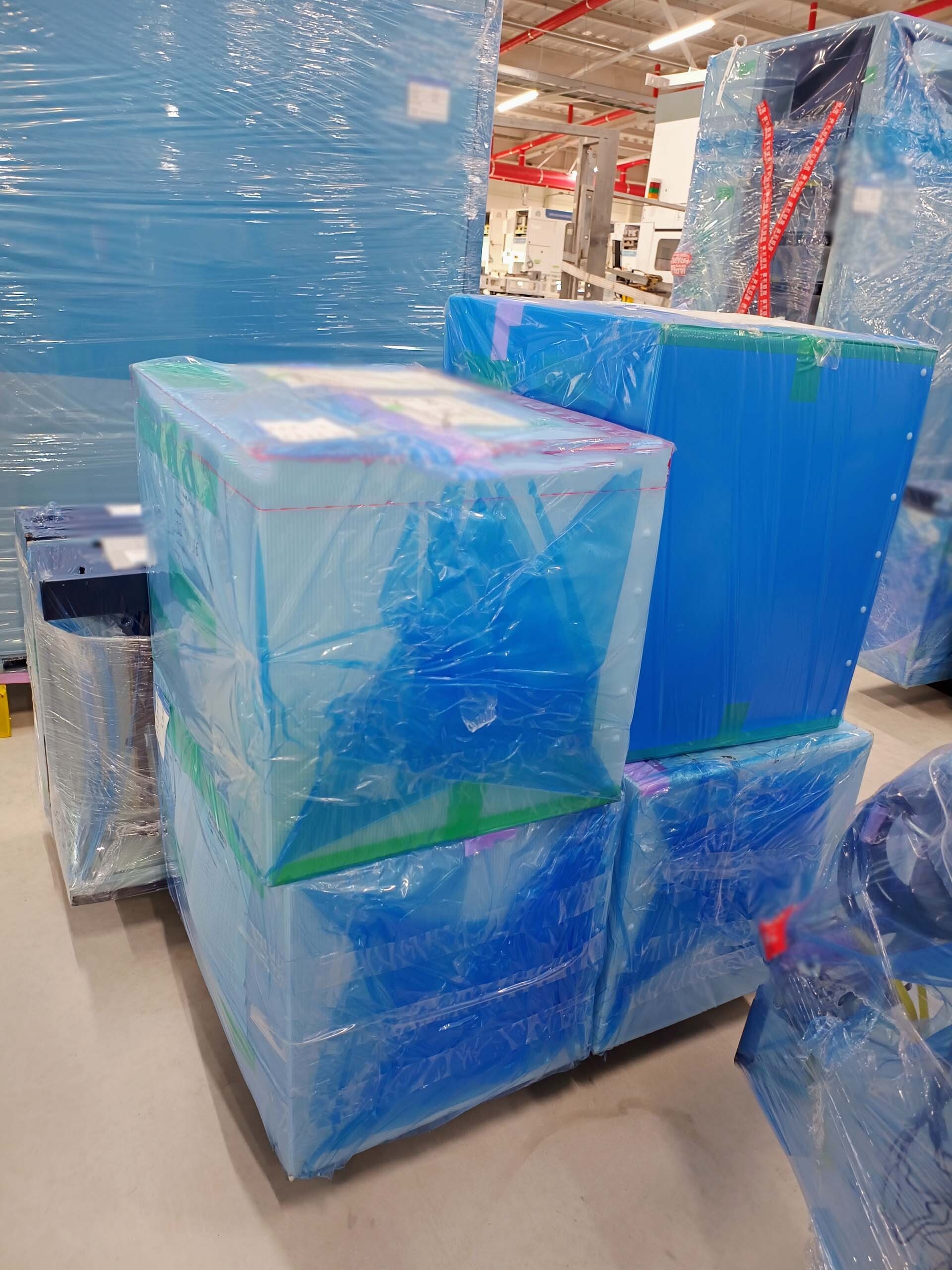 Photo Used VEECO / EMCORE K465 For Sale