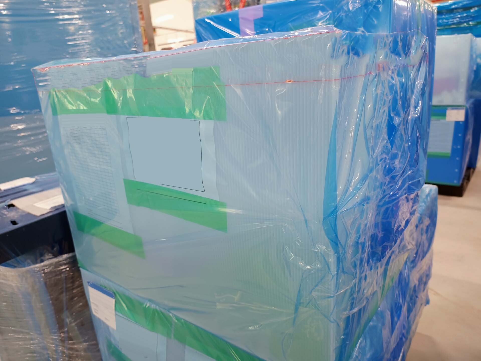 Photo Used VEECO / EMCORE K465 For Sale