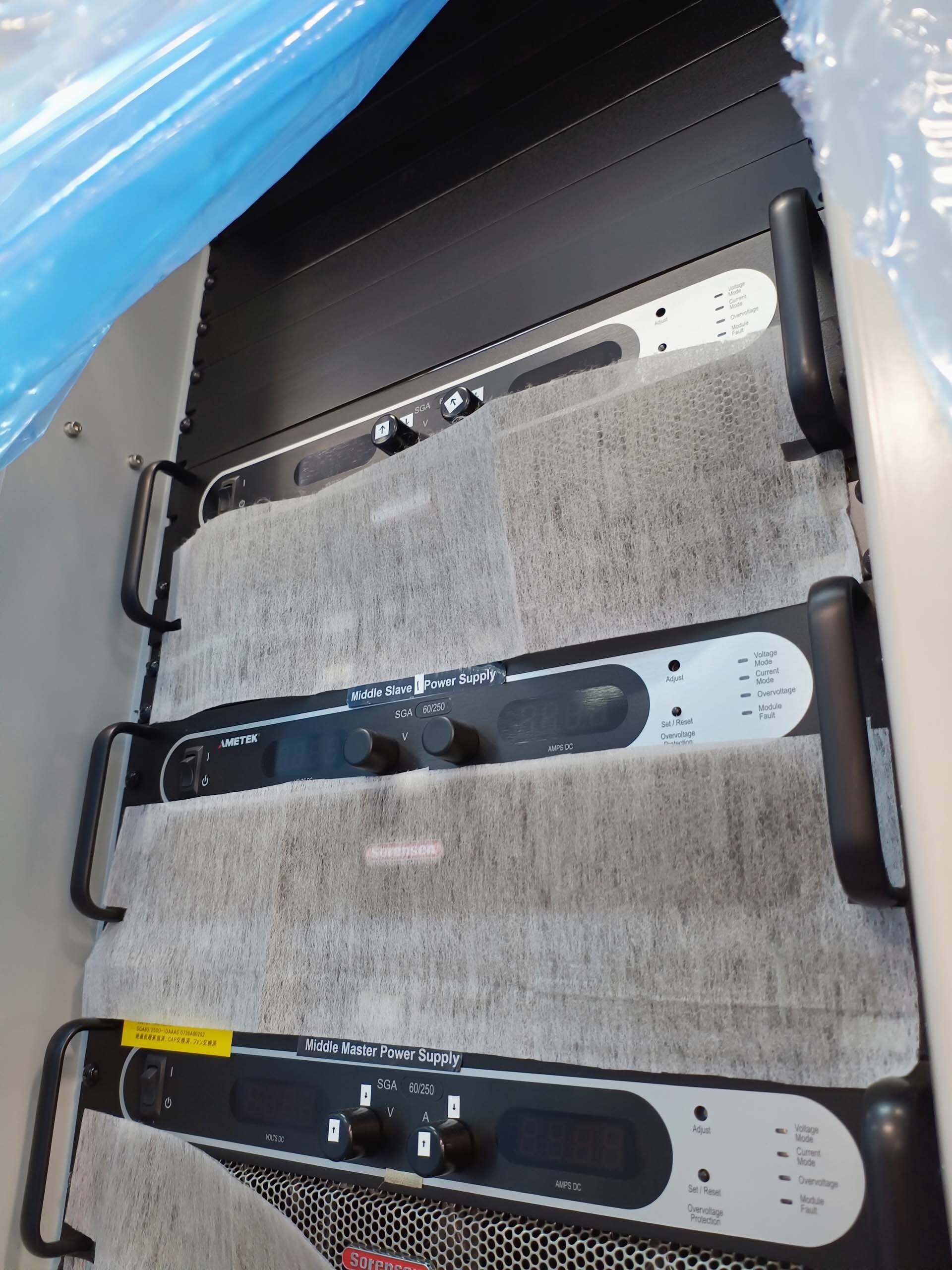フォト（写真） 使用される VEECO / EMCORE K465 販売のために