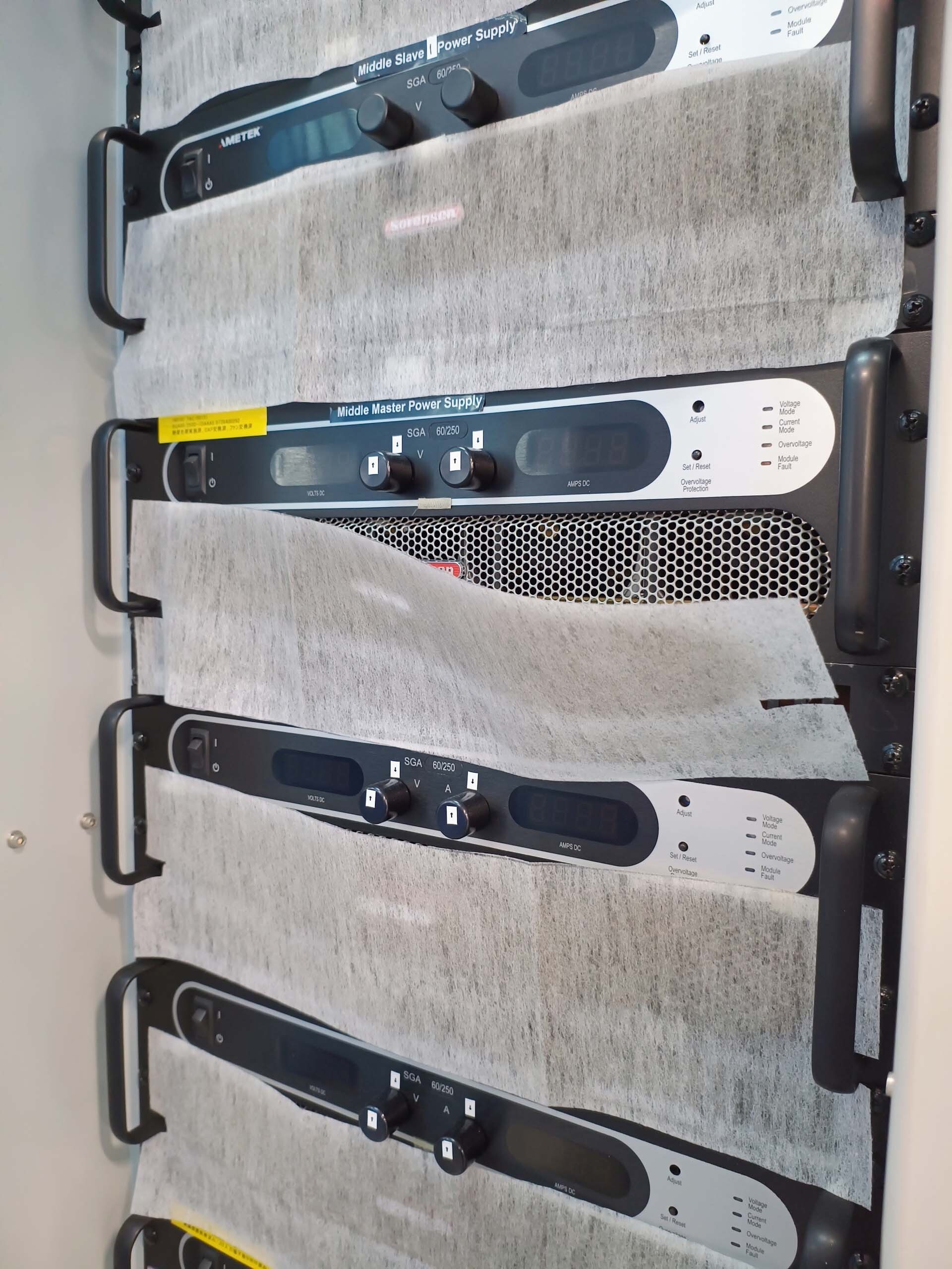 フォト（写真） 使用される VEECO / EMCORE K465 販売のために