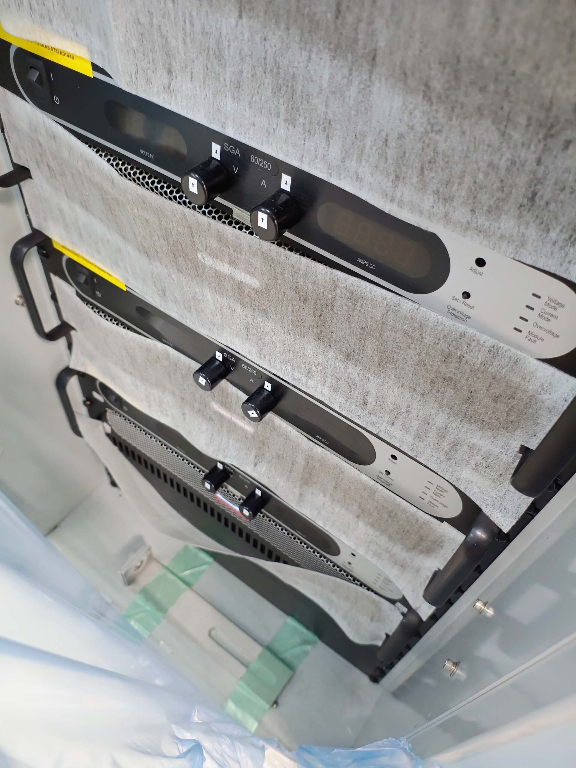 フォト（写真） 使用される VEECO / EMCORE K465 販売のために