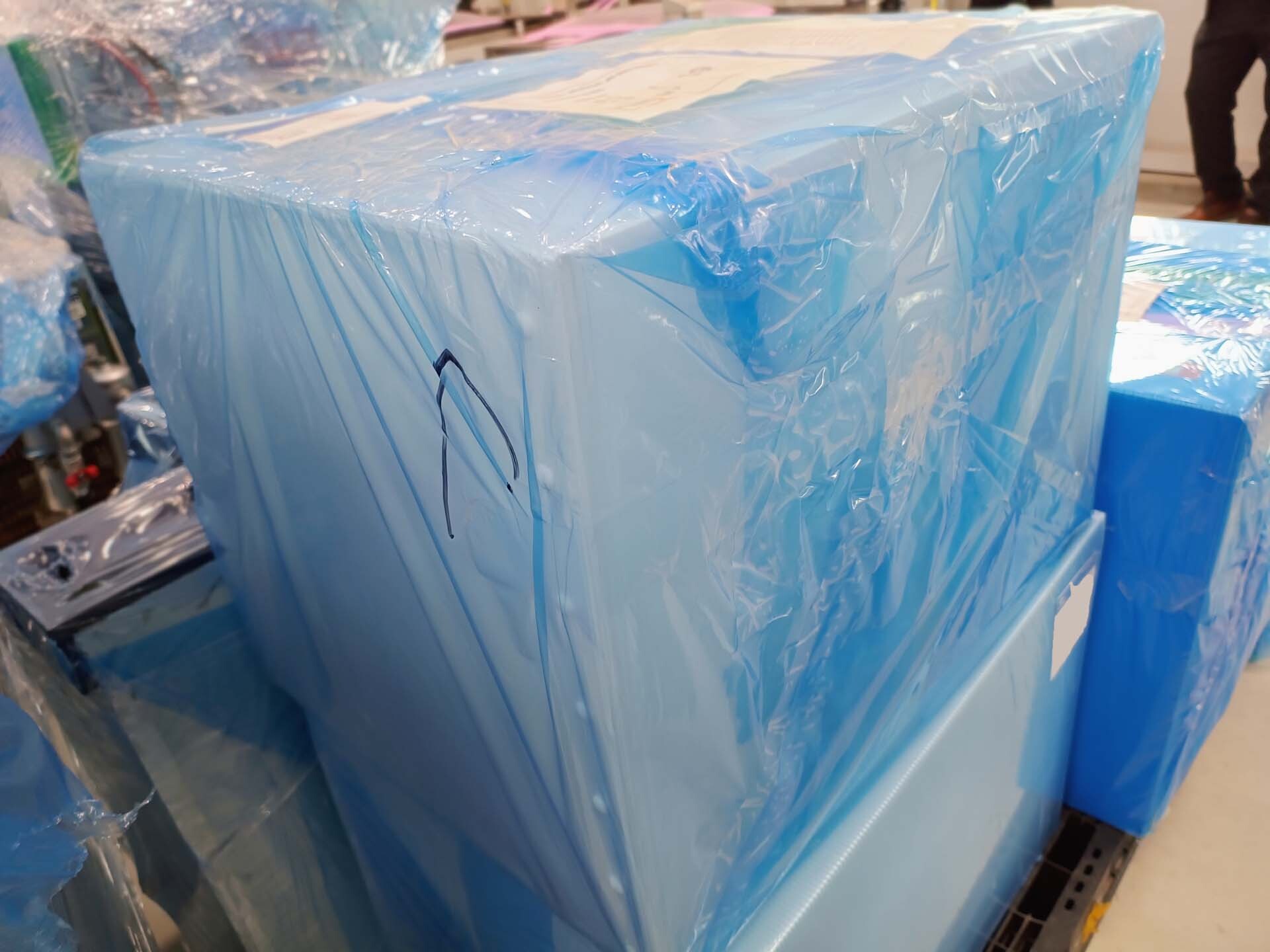フォト（写真） 使用される VEECO / EMCORE K465 販売のために