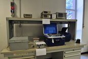 Photo Used VARIOUS Lot of laboratory equipment For Sale