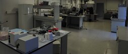 圖為 已使用的 VARIOUS Lot of laboratory equipment 待售