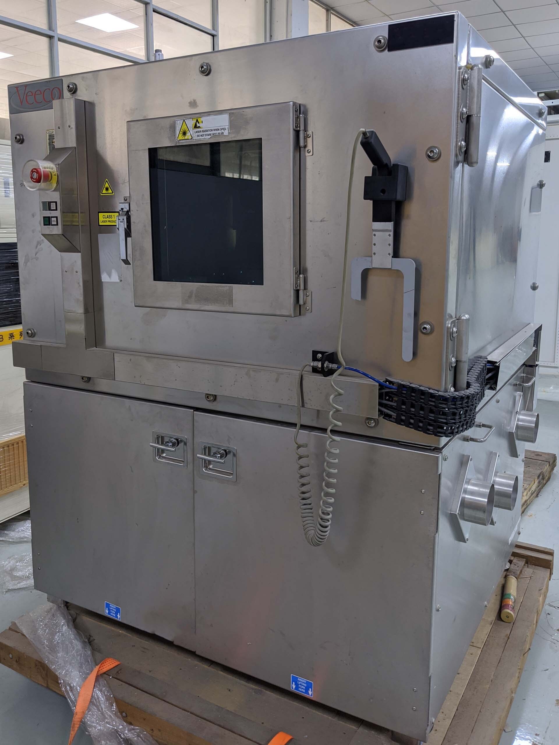 Photo Used VEECO Dimension VX 305 For Sale