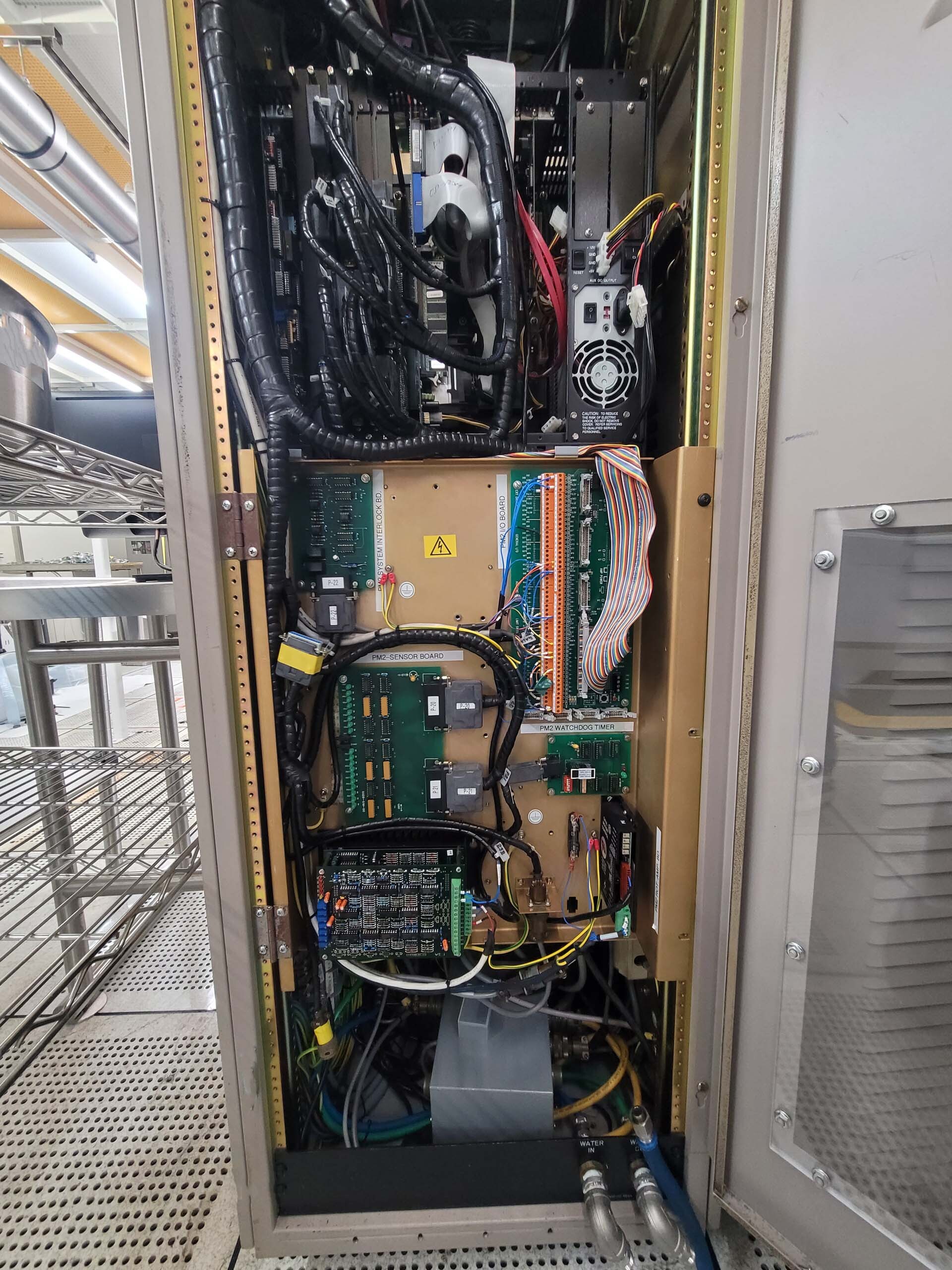 사진 사용됨 VEECO RF 350S 판매용