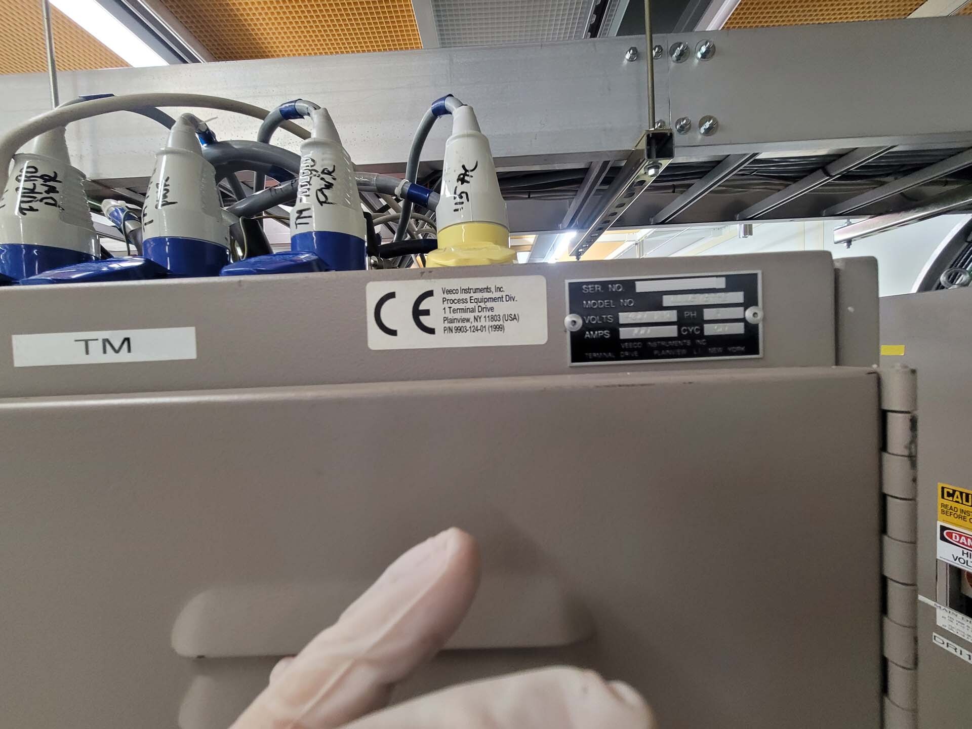 사진 사용됨 VEECO RF 350S 판매용